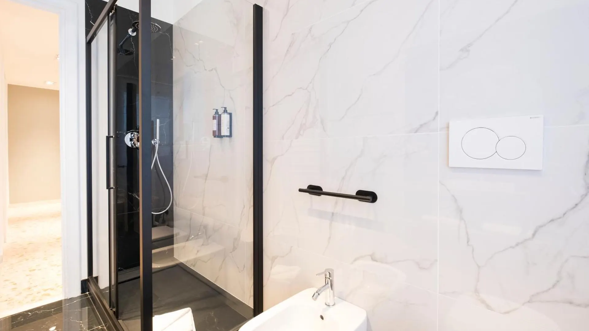 Apartament Savoia Luxury Penthouse Rzym 0*,  Włochy